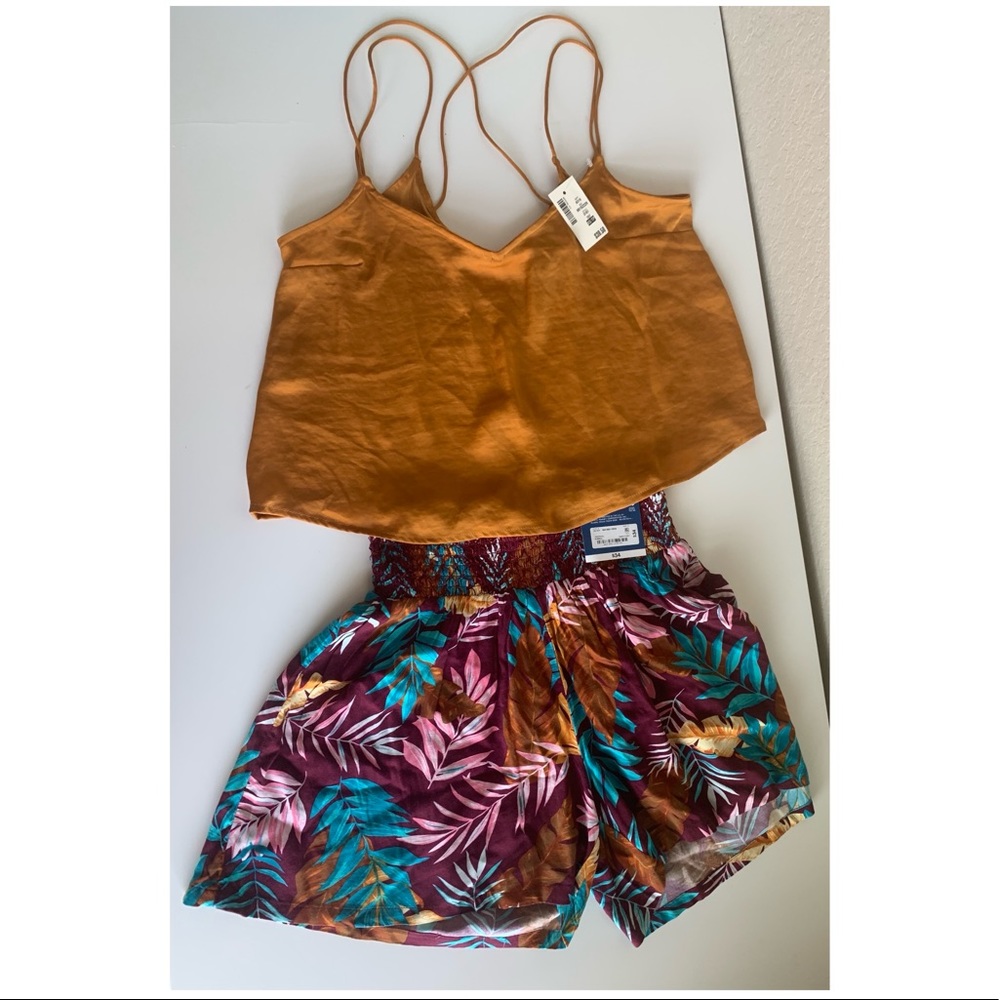 Brand new X-small Cute top & bottom for summer💛